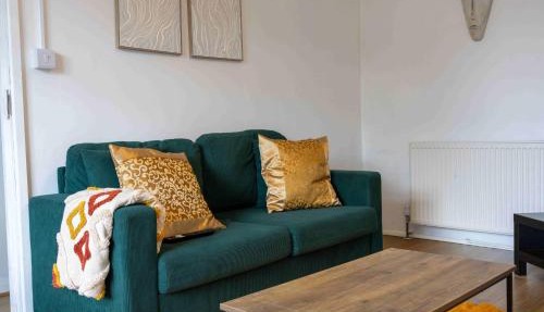 3-bed-Patchway-Self-check-in-Parking-Wi-Fi-Sleeps 5