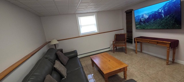 3-bedroom unit in wonderful Biddeford with WiFi, AC