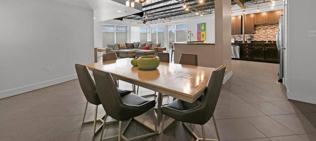 3 BR 2 BA Downtown Loft water view