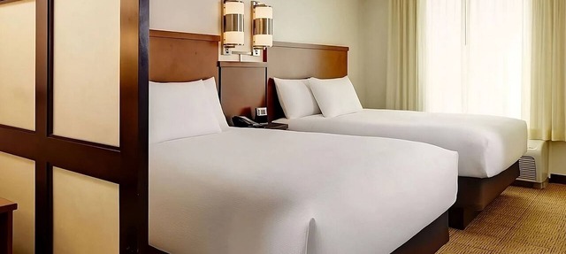 3 Pet-Friendly Accommodation, Pool, Free Parking, Visit LBJ Presidential Library