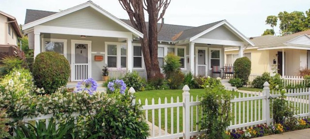 3 Private Cottages on One Property in Culver City