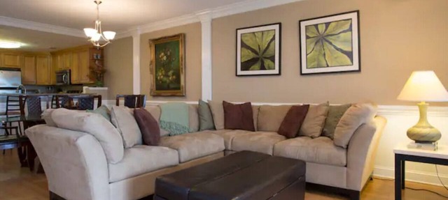 320 Brass Rail Luxury 3 bed, 2.5 bath, with pool