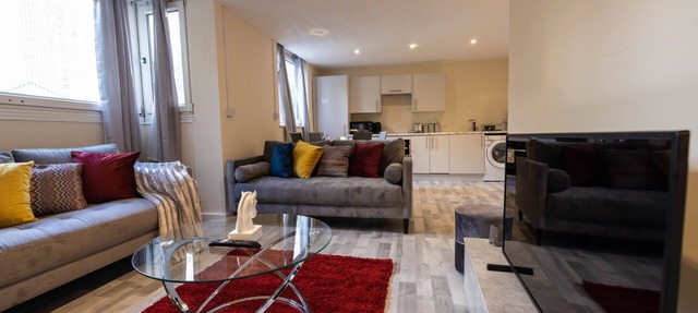 3bed Apt -city-8guests-freeparking-fastwifi