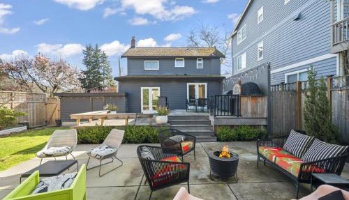 3BR 2BA Flamingos West