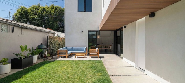 4-bedroom house in charming Culver near Venice with AC, WiFi and great walking
