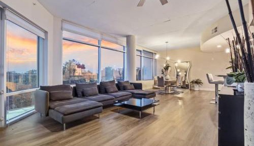 4Bedroom/2bath 2100sq ft Thorton Park Master Suite