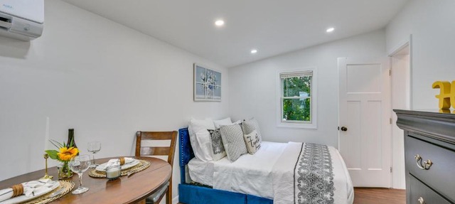5 Mi to Salem: Furnished Patio at Danvers Studio!