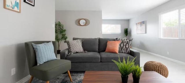 5 Mins to DT Alhambra - Homey 2BR Apt 4A