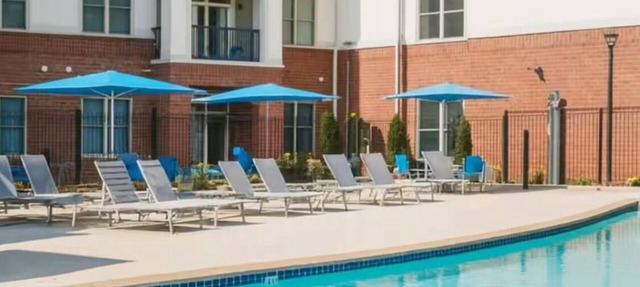 5 Minutes to Lenox Mall: Sleeps 8