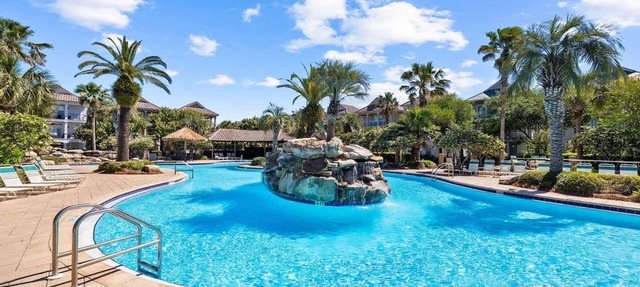 6BR Beach Home 5-min Walk to Ocean Resort Pool