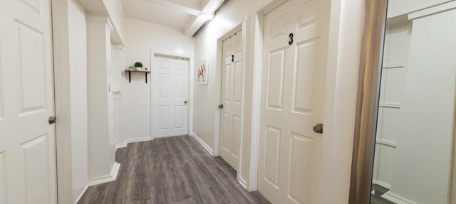 8 Beds Home with 4 Car Parking Space - Near DTLB