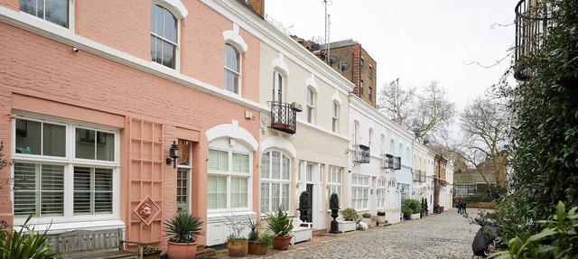 A PERFECT TREASURE - KNIGHTSBRIDGE LUXURY MEWS APARTMENT