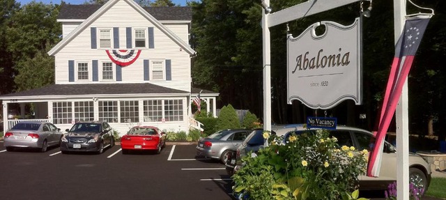 Abalonia Inn
