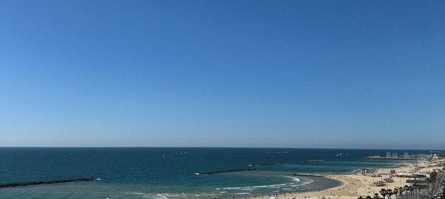 Abratel Sea View