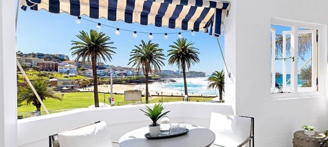 Absolute Seafront Bronte