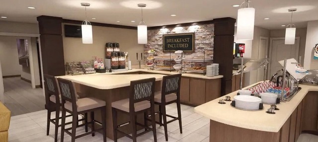 Accessible 2BR Suite | Free Breakfast, Pool & Gym