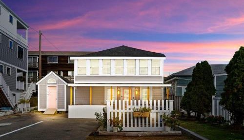 Addie Shack & Cammie Cabana Pet Friendly 10pp