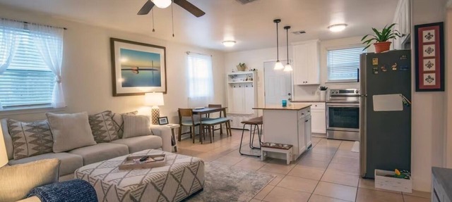 Adorable 2bd/2ba Home w/Yard in Gentilly