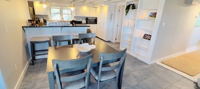 After Dune Delight: Beachfront & Access! Condo