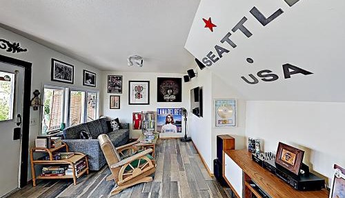 Alki Oasis