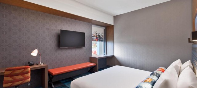 Aloft by Marriott Seattle Sea-Tac Airport