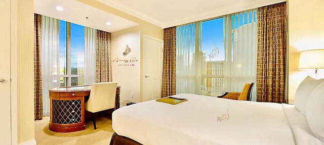 Amalz 1 Bedroom 2 Bathroom Balcony Suites at Mgm Signature !