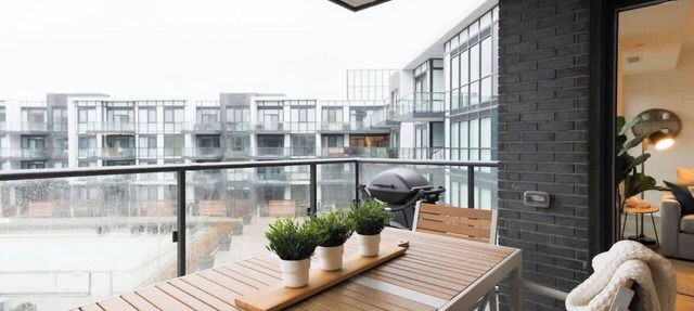 Amazing 2BR/2BA Resort Condo w/Balcony & Parking!