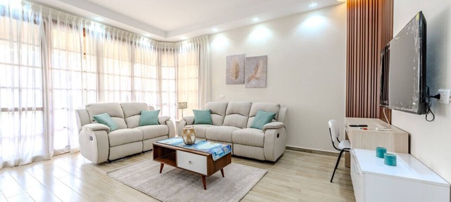 Amazing 2BR Golf View Apartment