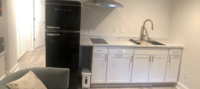 Amazing Modern Apartment In NW DC