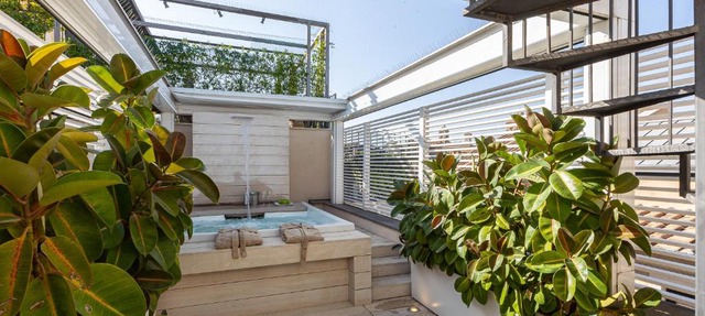Amazing Piazza Venezia with Jacuzzi and terrace