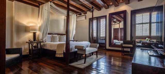 Ananda Hotel Boutique