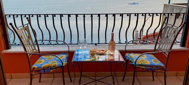 Anna Apartment