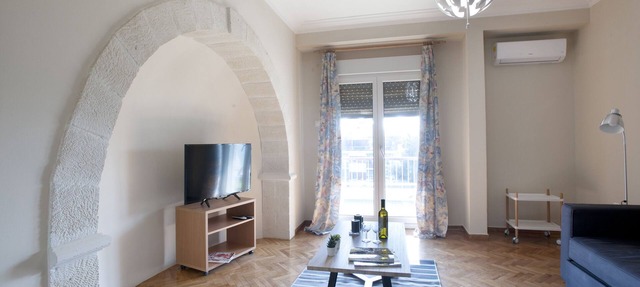 Ano Patisia - A 5th Floor Penthouse