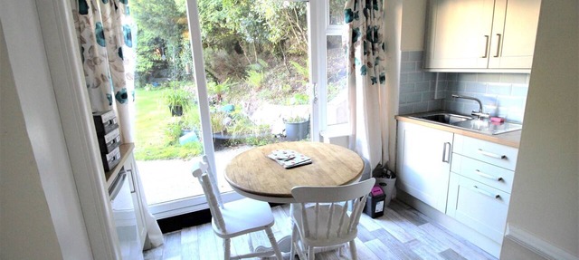 Apartment 2 - King, Garden level