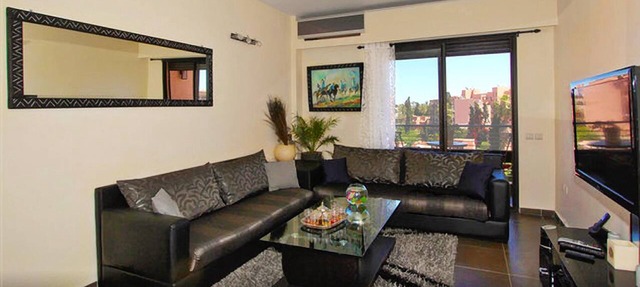 Apartment-Ensuite-Balcony