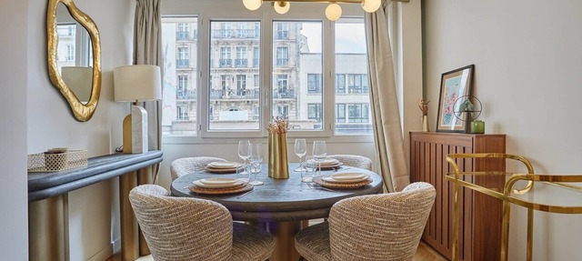 Apartment in the Center of Paris