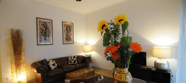 Apartment in Trastevere free 1GBs fiber wi-fi, AC equipped kitchen 2 balconies ​