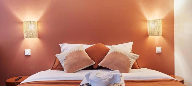 Apartment Le Marais Place des Vosges by Studio Prestige