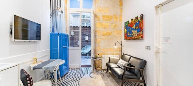 Architect's studio for 2 people in the heart of the city