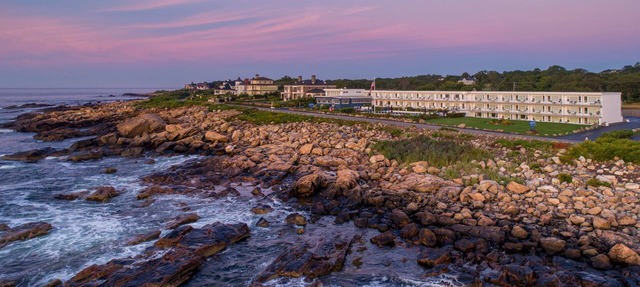 Atlantis Oceanfront Inn