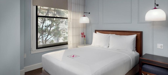 Axiom Hotel