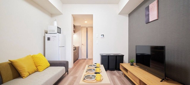 B1 4 minutes walk from Sangenjaya Station 5 mi/Setagaya-ku Tokyo