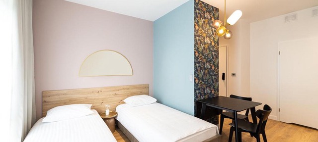 B85 Suites