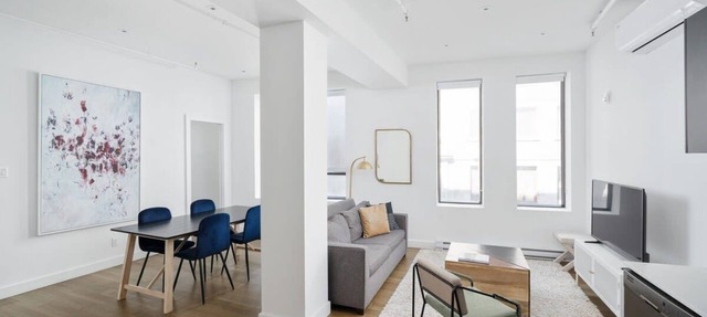Bakan- 2Bedrooms Old Mtl-6Guests