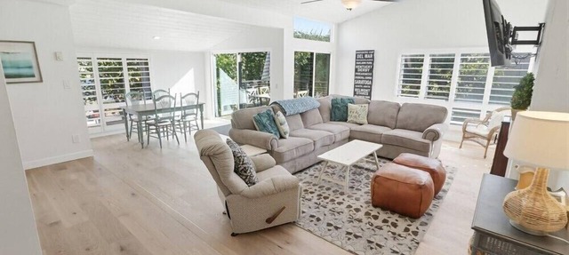 Beach Access, Pool, Spa, Tennis, 2 Bedroom + Private Den