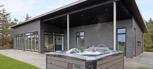 Beach front home in Thyholm with sauna