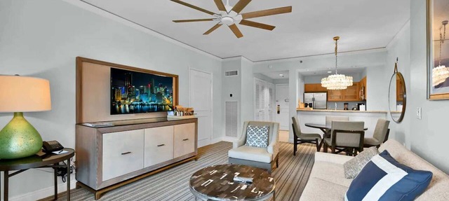 Beachfront Apt w/Stunning Views