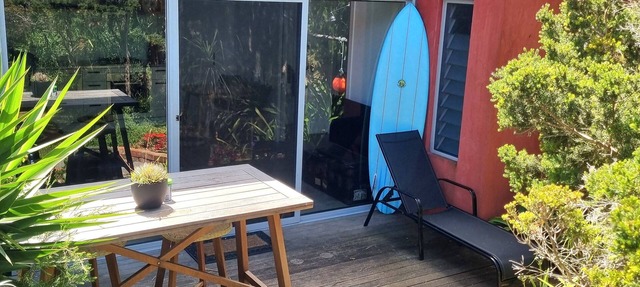 BEACHWOOD STUDIO-a perfectly styled getaway for couples BEACH AT YOUR DOORSTEP