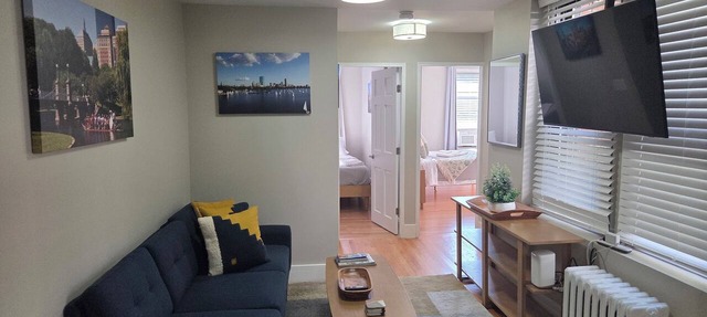 Beacon Hill 2brm/1.5bath