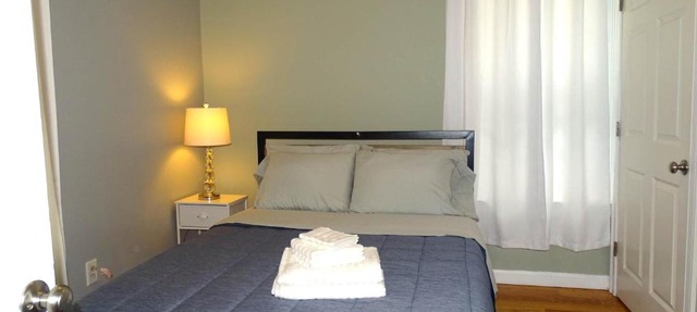 Beautiful 2 Bed Apt Minutes from Encore